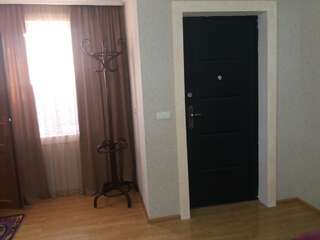 Гостевой дом Guest House Darejani Кутаиси Двухместный номер с 2 отдельными кроватями и собственной ванной комнатой-3